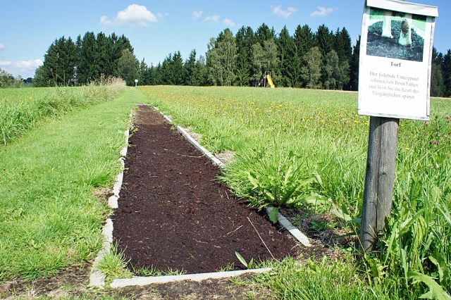 Barfußweg (c) Stern&Kringel