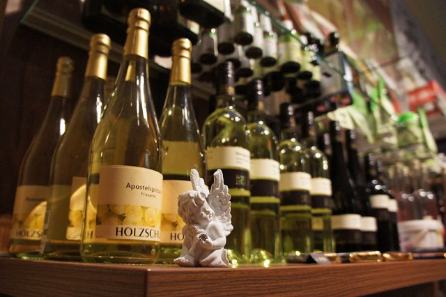 Klosterladen - Apostelfrizzante vom Weingut Holzschuh (c) Stern&Kringel