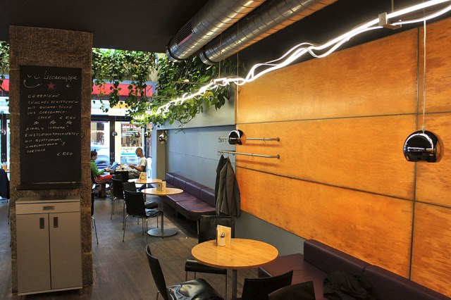 Café Bar Stern (c) Stern&Kringel