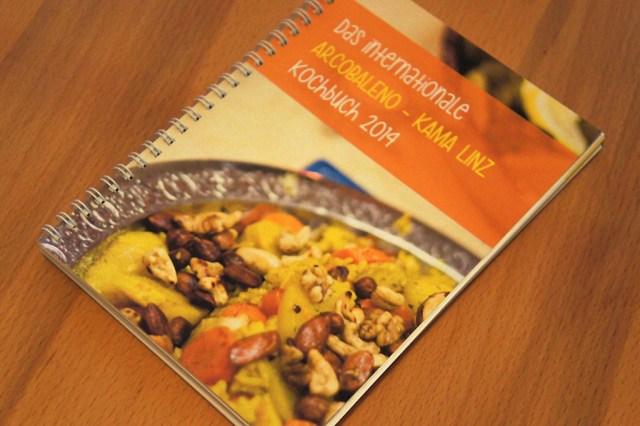 Das internationale Arcobaleno-Kama Kochbuch (c) Stern&Kringel